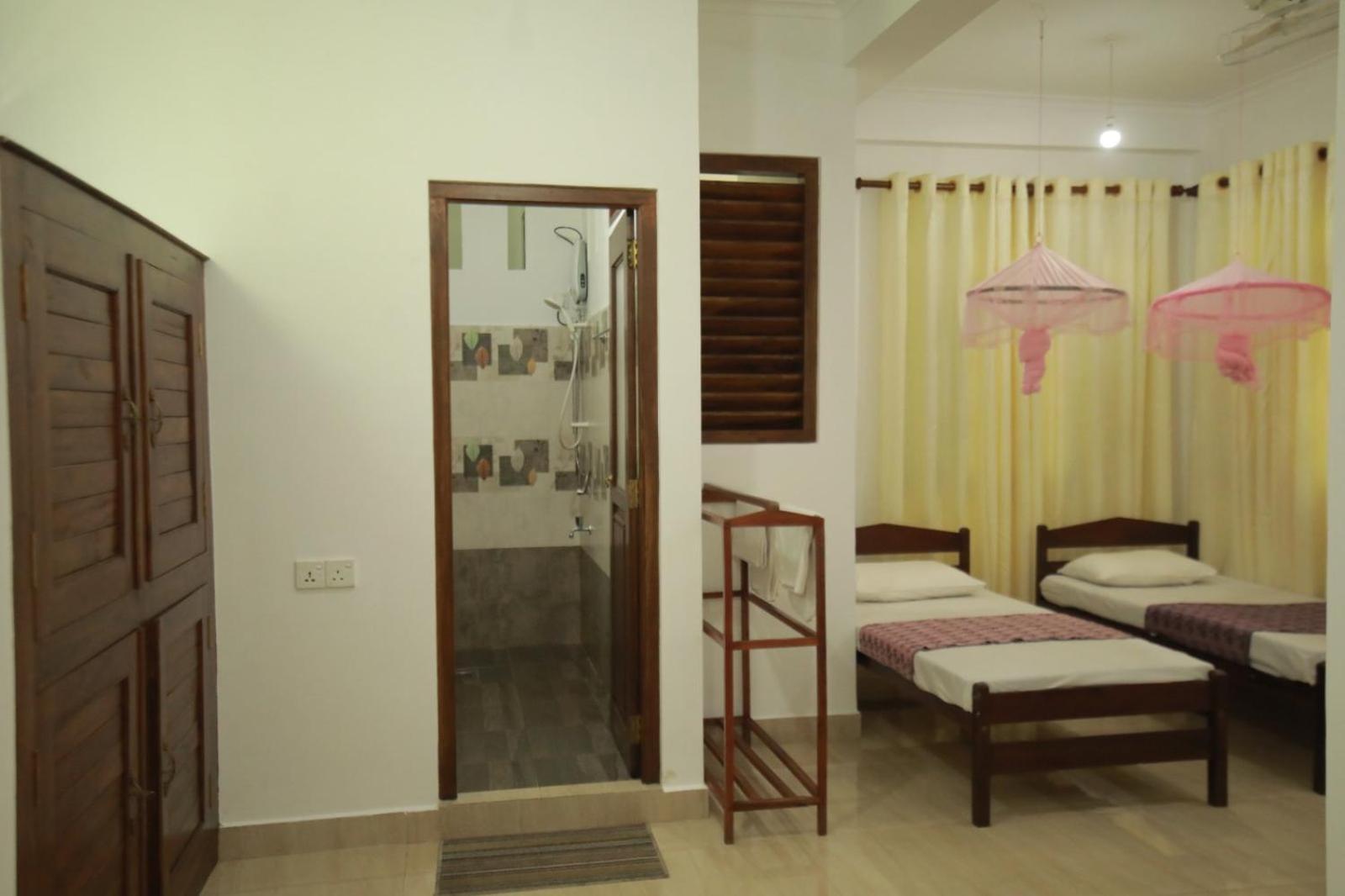 Renuka Inn Κάντι Εξωτερικό φωτογραφία